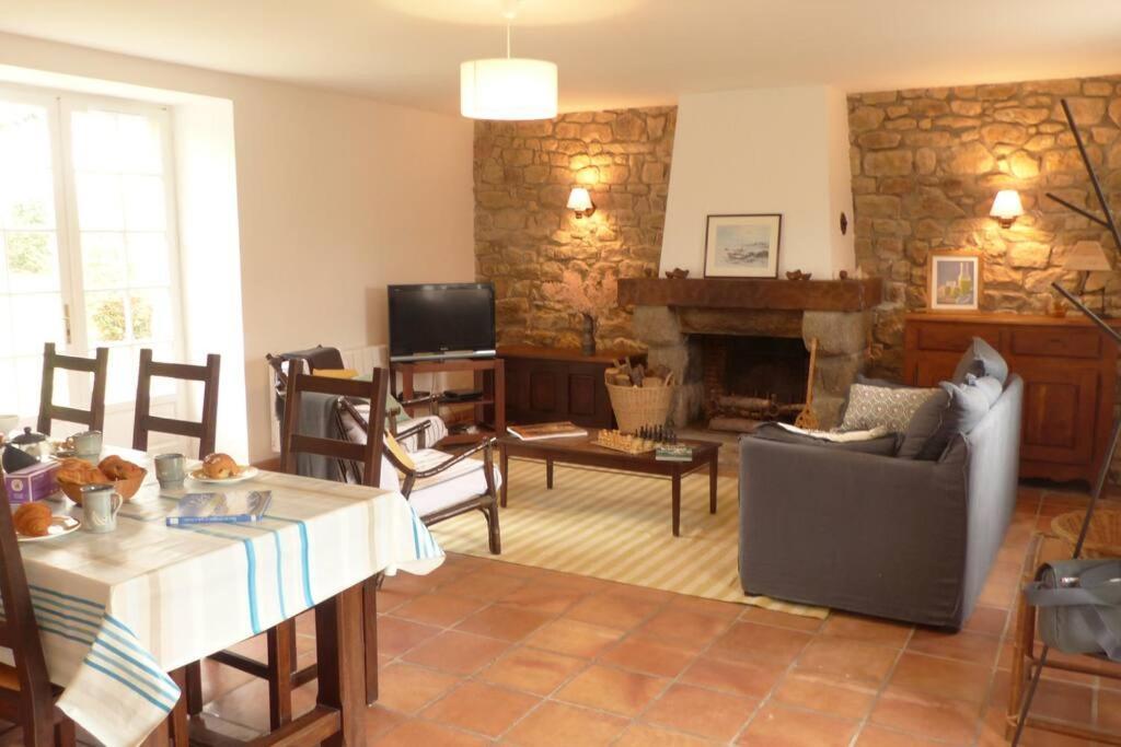 Crac'H, Grande Maison De Vacances Au Calme Crach ภายนอก รูปภาพ
